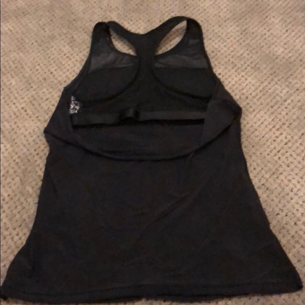 Lulu lemon tank top with built in sport bra sz 4